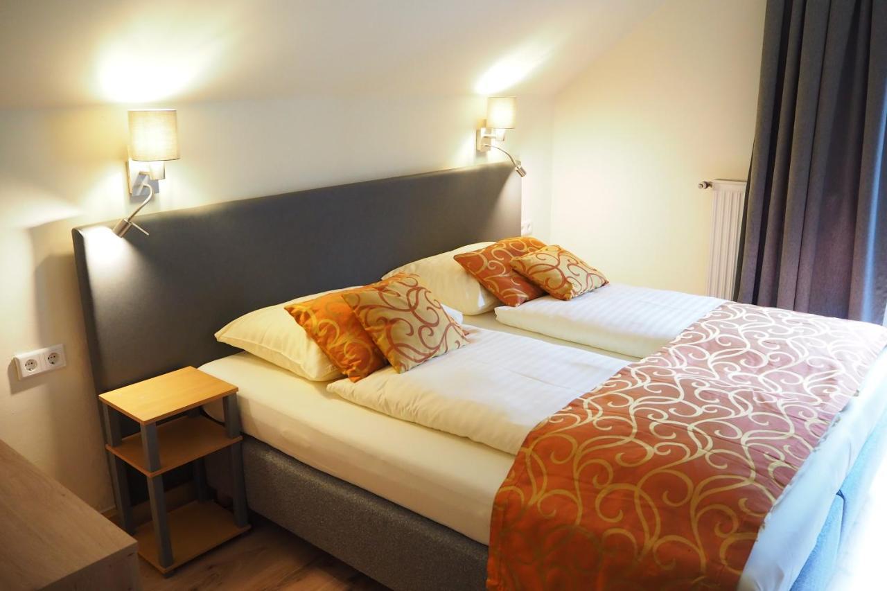 Ferienwohnung Fuerstenbrunn กรอดิก ภายนอก รูปภาพ